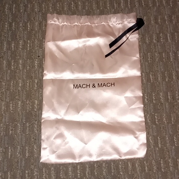 1-MACH & MACH Silky Dusty Pink Drawstring Dust Bag ( 9.5 × 15 Inch ) - Picture 1 of 2